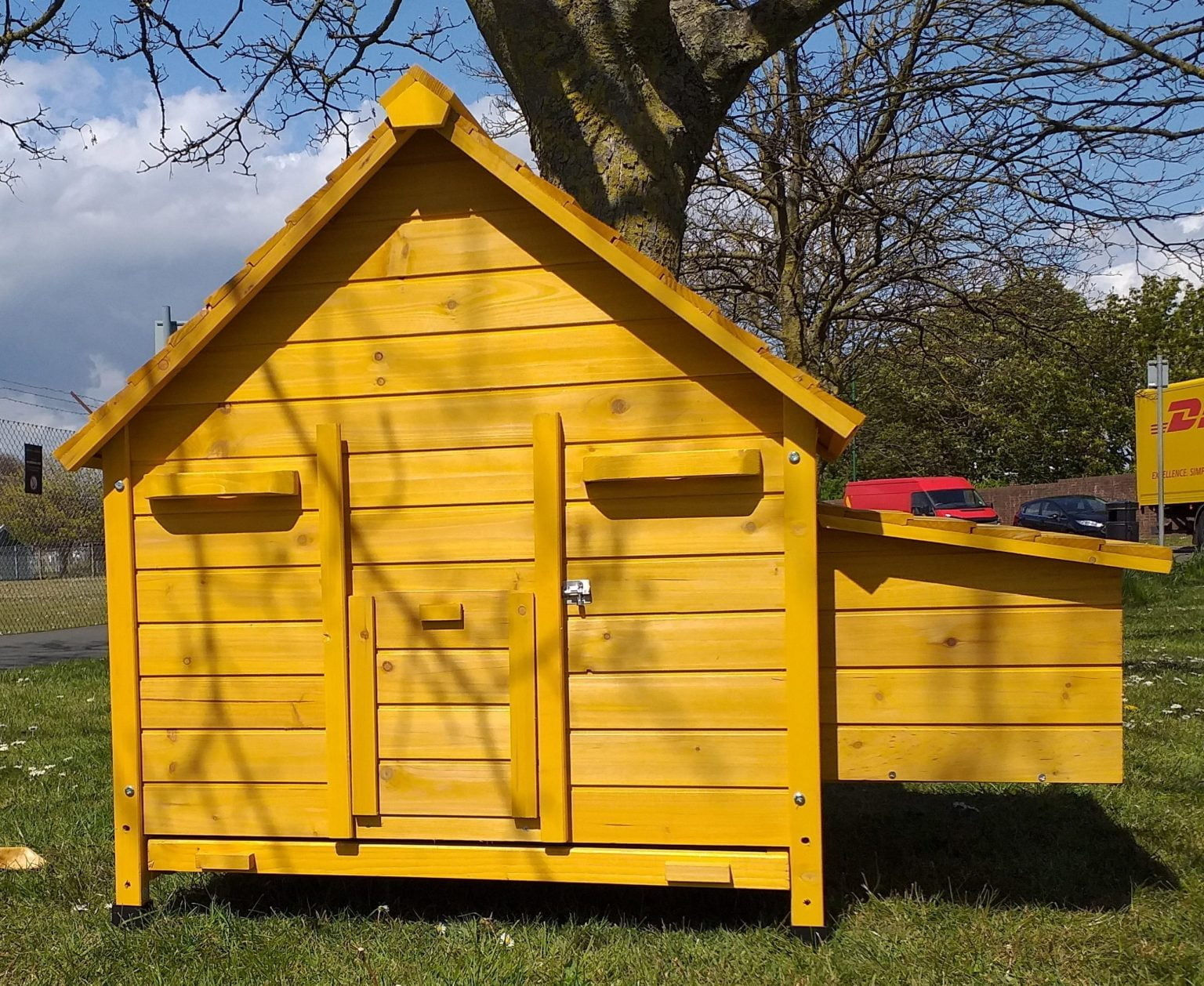 Skylight Cottage Chicken Coop On Wheels Coops & Hutches UK